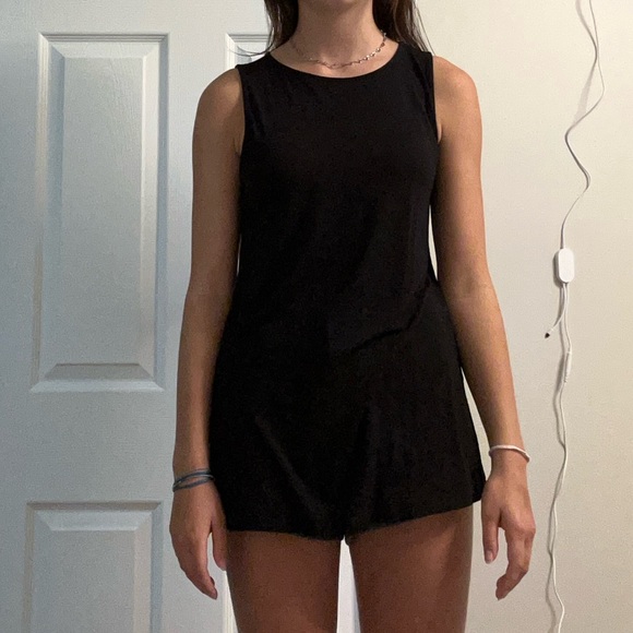 Long flowing comity, tanked top - Picture 4 of 4